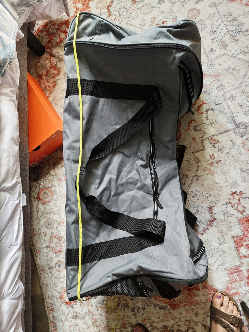 Gray Men’s Duffel Bag with Black Straps